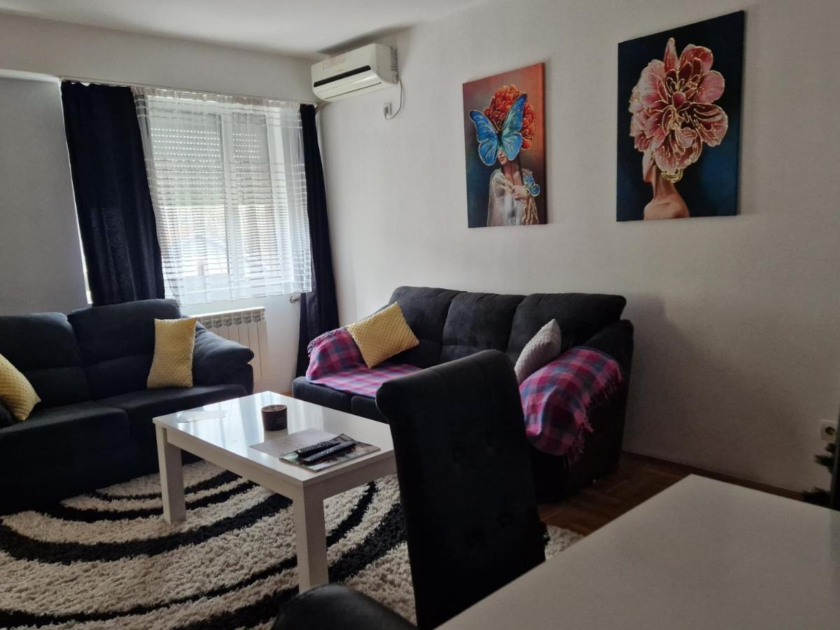 Centar S Apartment Ni Exterior foto